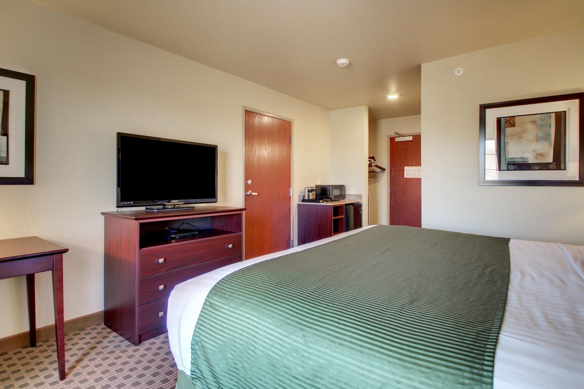 Cobblestone Hotel & Suites - Salem Exterior photo